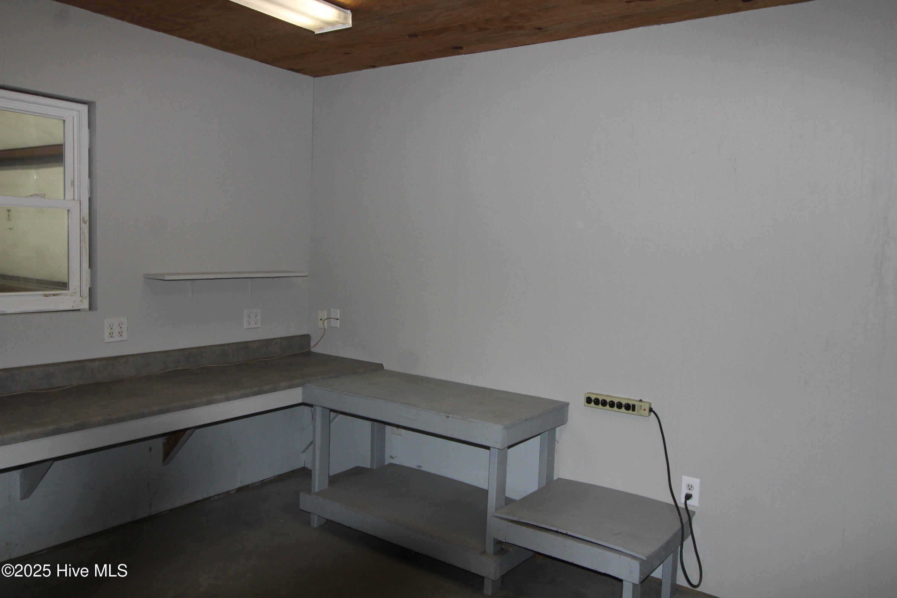 112 Seth Thomas Lane