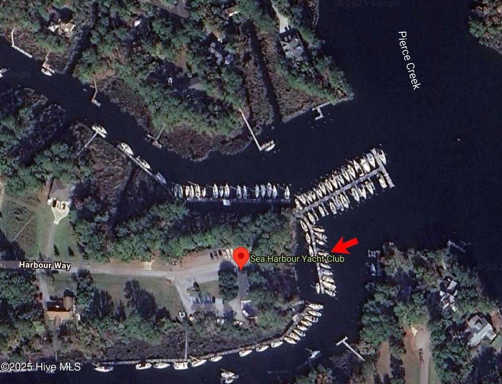 Photo of 6020 Harbour Way #Slip 33, Oriental, NC 28571 (MLS # 100504828)