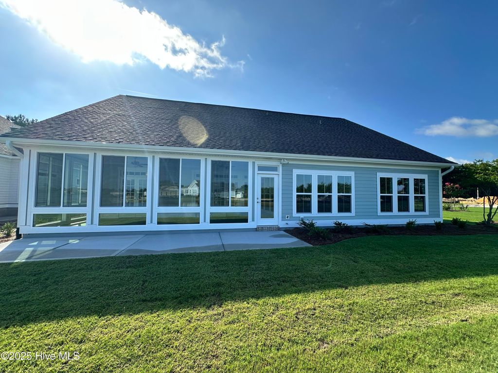 Photo of 1227 Bella Vista Lane NE, Leland, NC 28451 (MLS # 100518312)