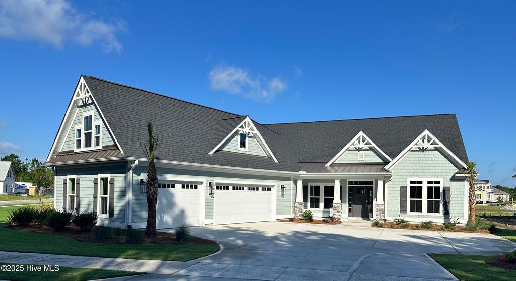 Photo of 1227 Bella Vista Lane NE, Leland, NC 28451 (MLS # 100518312)