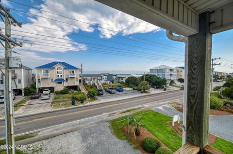 A home in Topsail Beach