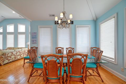 A home in Topsail Beach