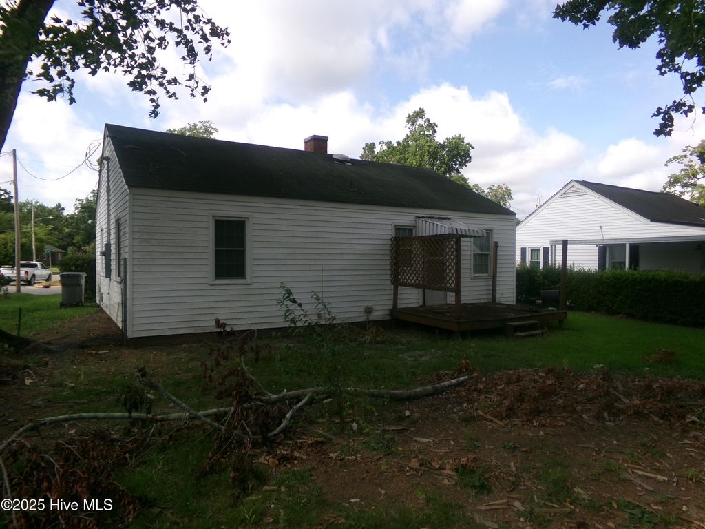 Photo of 1009 E 6th Street, Lumberton, NC 28358 (MLS # 100517034)