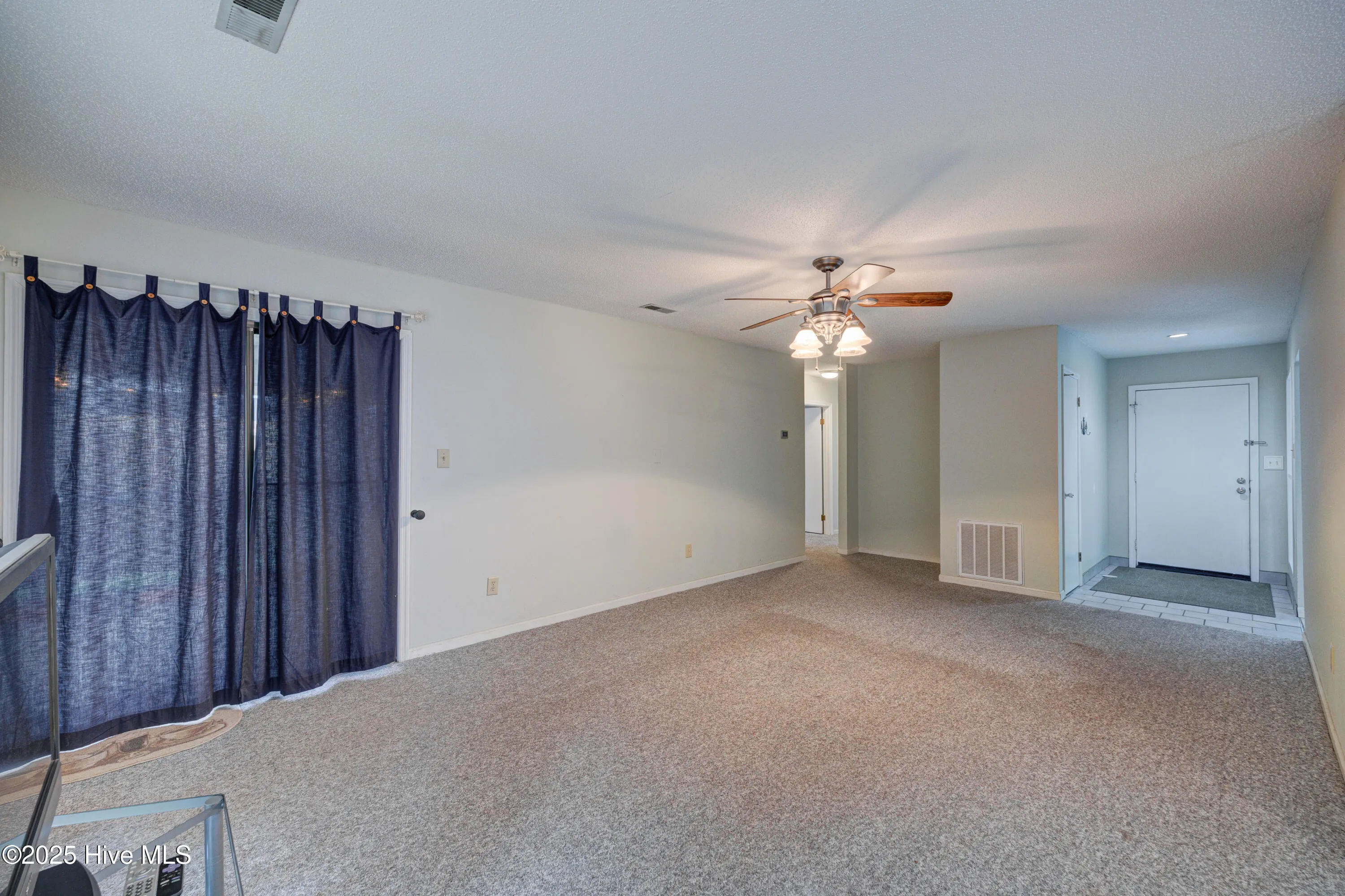 Hampstead, North Carolina 28443, United States, 2 Bedrooms Bedrooms, ,2 BathroomsBathrooms,Residential,Active,189308