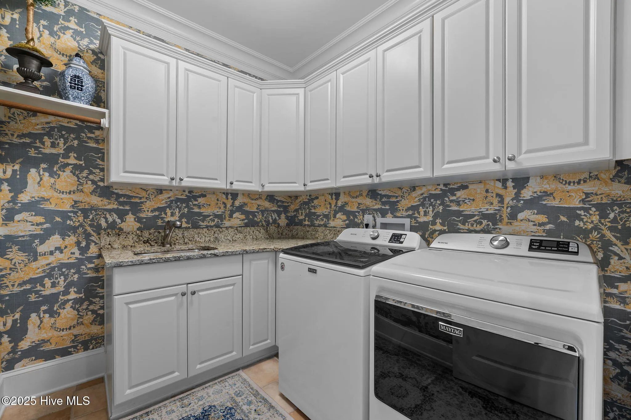 Greenville, North Carolina 27858, United States, 5 Bedrooms Bedrooms, ,4 BathroomsBathrooms,Residential,Active,231813