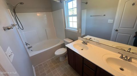 Tiny photo for 602 Parsley Drive, Hubert, NC 28539 (MLS # 100542758)