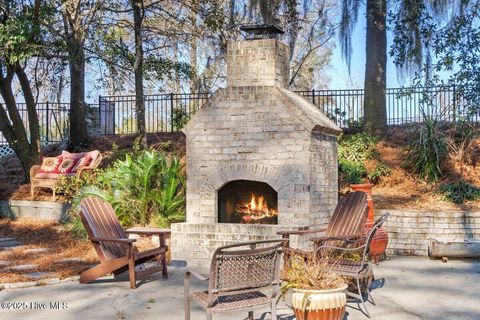 A home in Lake Waccamaw