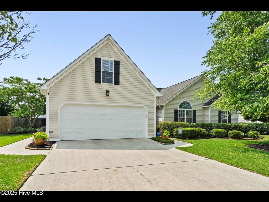 Photo of 1204 Maple Ridge Road, Wilmington, NC 28411 (MLS # 100515135)