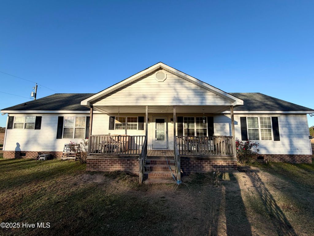 Photo of 1935 Frank Barber Road, Williamston, NC 27892 (MLS # 100541469)