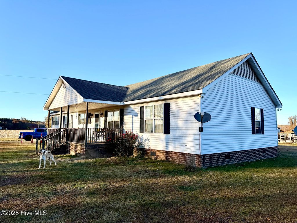 Photo of 1935 Frank Barber Road, Williamston, NC 27892 (MLS # 100541469)