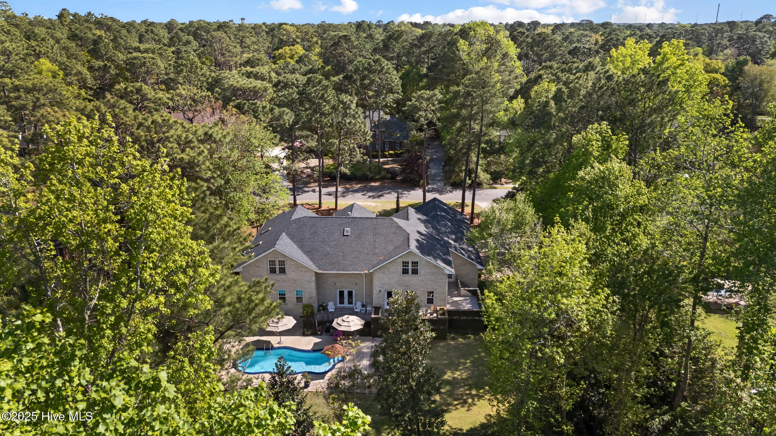 Wilmington, North Carolina 28409, United States, 5 Bedrooms Bedrooms, ,5 BathroomsBathrooms,Residential,Pending,108283