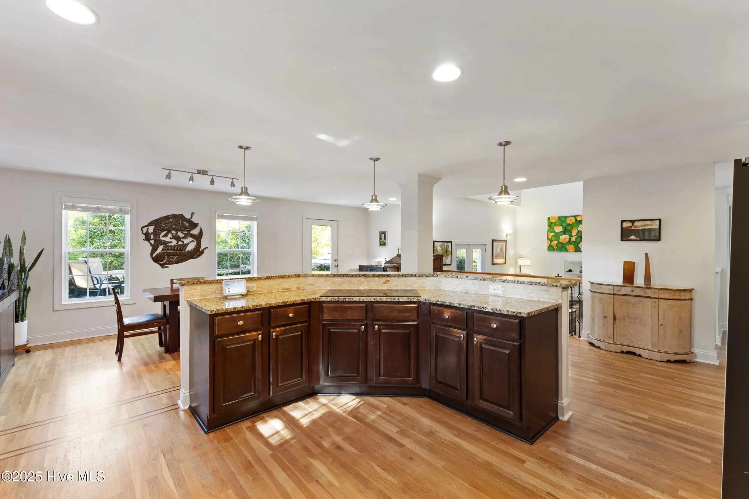 Wilmington, North Carolina 28409, United States, 5 Bedrooms Bedrooms, ,5 BathroomsBathrooms,Residential,Pending,108283