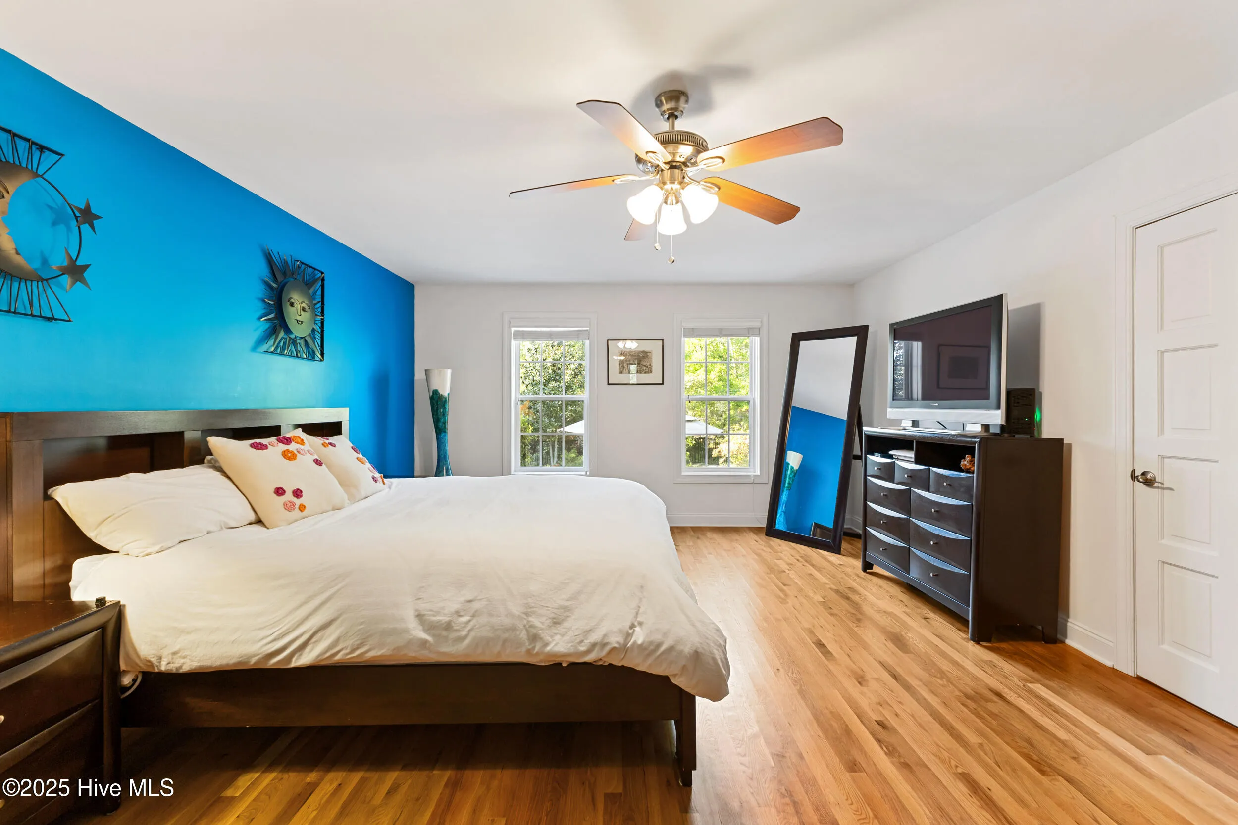 Wilmington, North Carolina 28409, United States, 5 Bedrooms Bedrooms, ,5 BathroomsBathrooms,Residential,Pending,108283