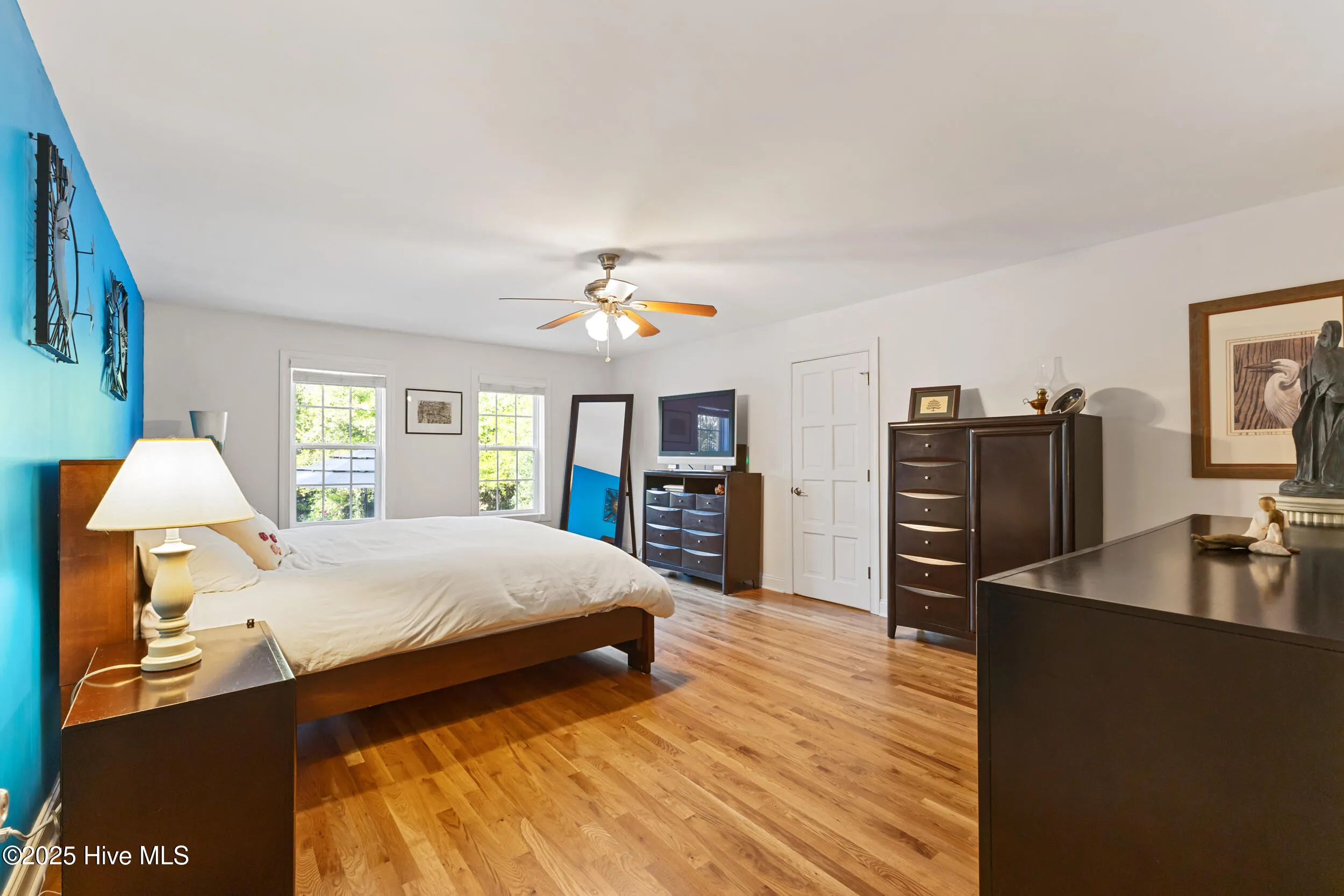 Wilmington, North Carolina 28409, United States, 5 Bedrooms Bedrooms, ,5 BathroomsBathrooms,Residential,Pending,108283