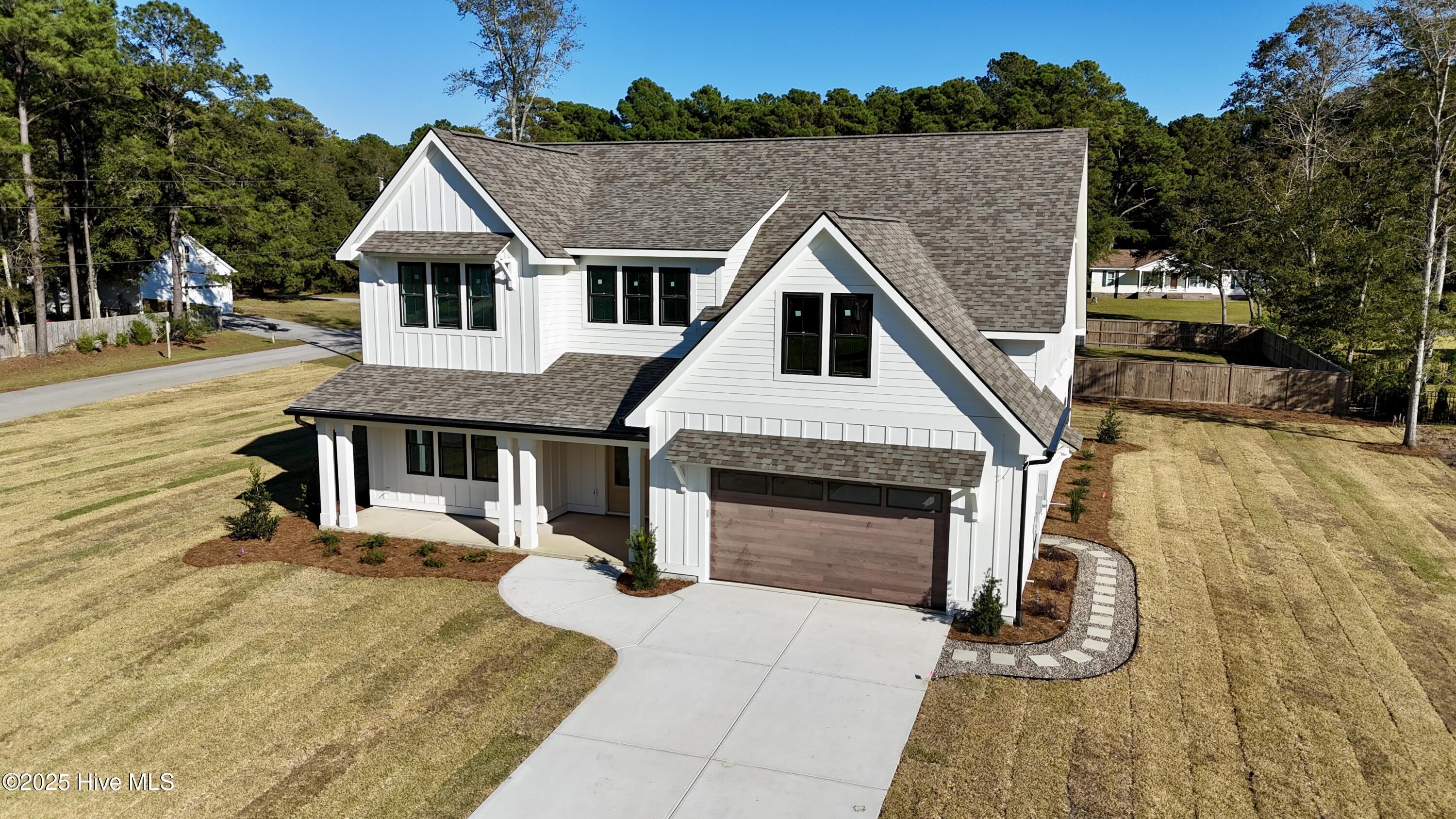 207 Club Point Drive