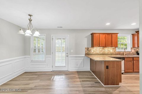 Tiny photo for 212 Everett Drive, Sneads Ferry, NC 28460 (MLS # 100535510)