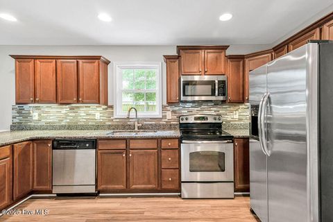 Tiny photo for 212 Everett Drive, Sneads Ferry, NC 28460 (MLS # 100535510)