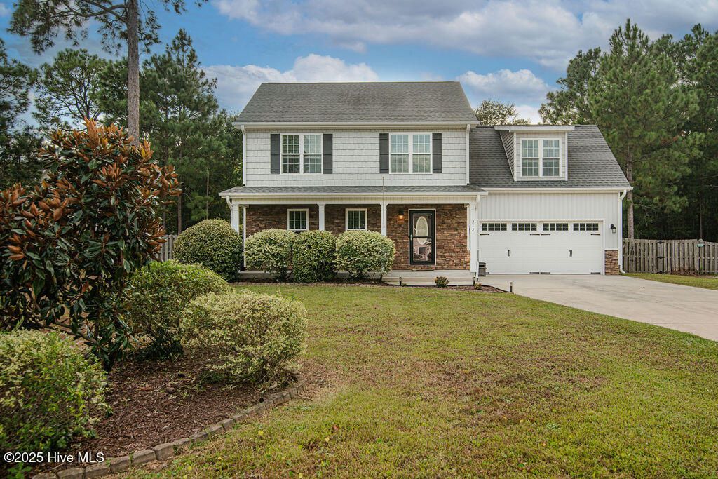 Photo of 212 Everett Drive, Sneads Ferry, NC 28460 (MLS # 100535510)