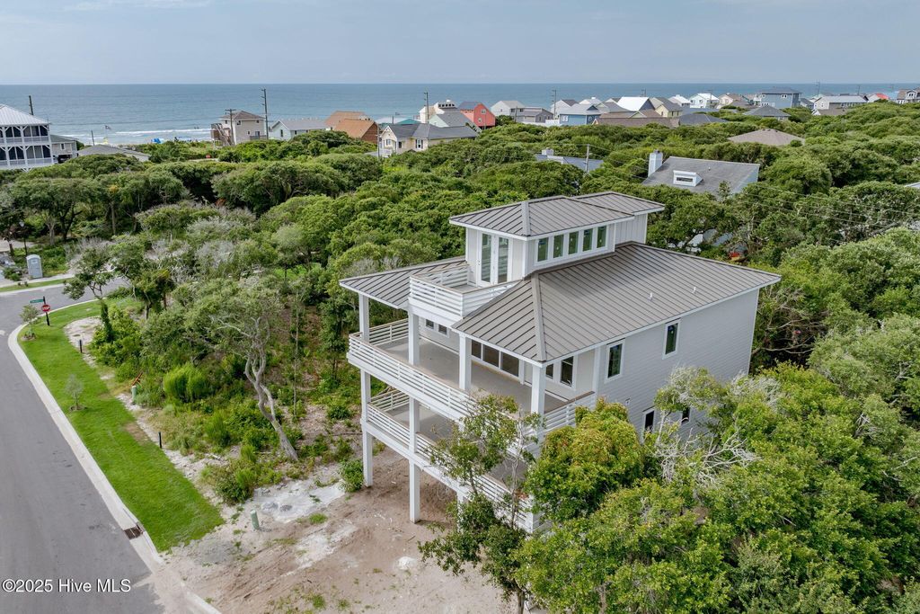 Photo of 131 Auger Shell Court, Surf City, NC 28445 (MLS # 100520943)