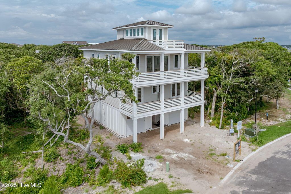 Photo of 131 Auger Shell Court, Surf City, NC 28445 (MLS # 100520943)