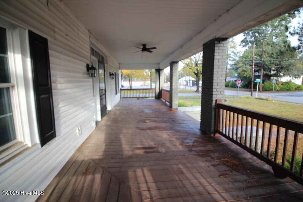 Photo of 281 W Battleboro Avenue, Battleboro, NC 27809 (MLS # 100538701)