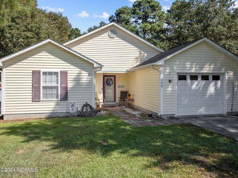 A home in Hubert