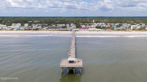 A home in Oak Island