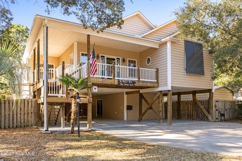 A home in Oak Island