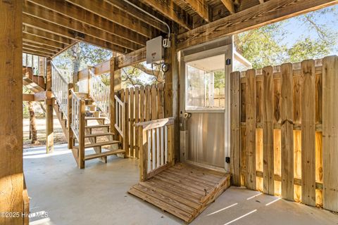 A home in Oak Island