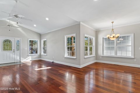 A home in Oak Island