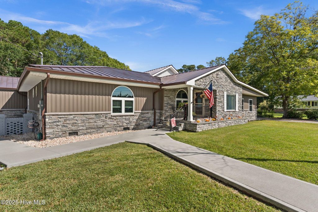 Photo of 280 Hickman Road NW, Calabash, NC 28467 (MLS # 100532897)
