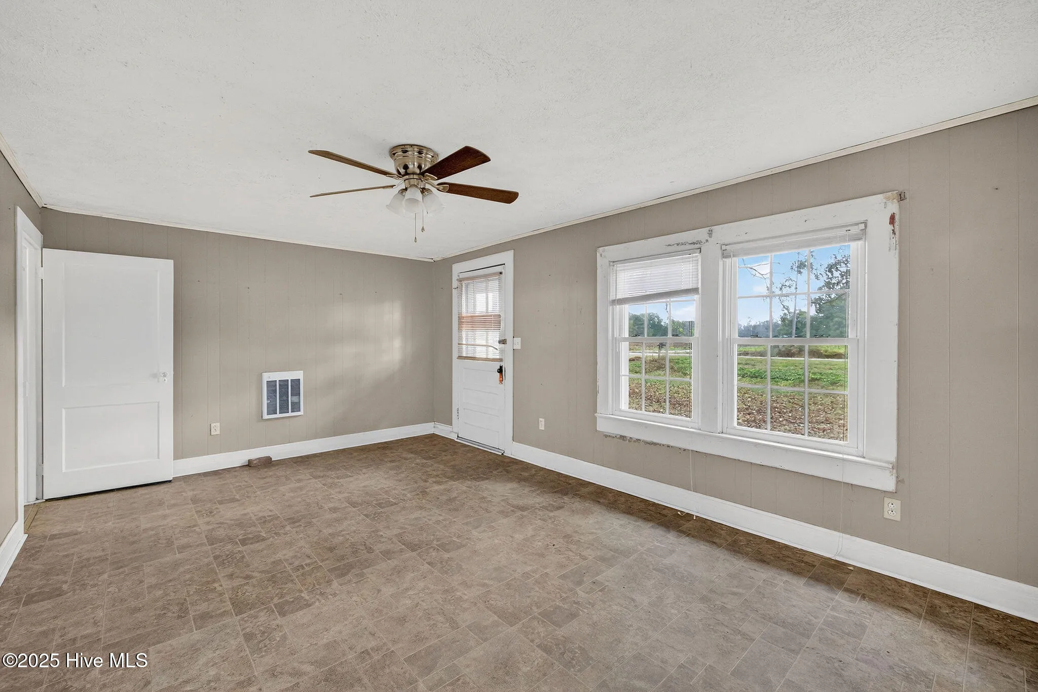 Harrells, North Carolina 28444, United States, 3 Bedrooms Bedrooms, ,1 BathroomBathrooms,Residential,Active,239264