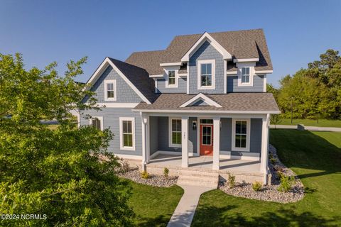 303 Cannonsgate Drive Newport NC 28570