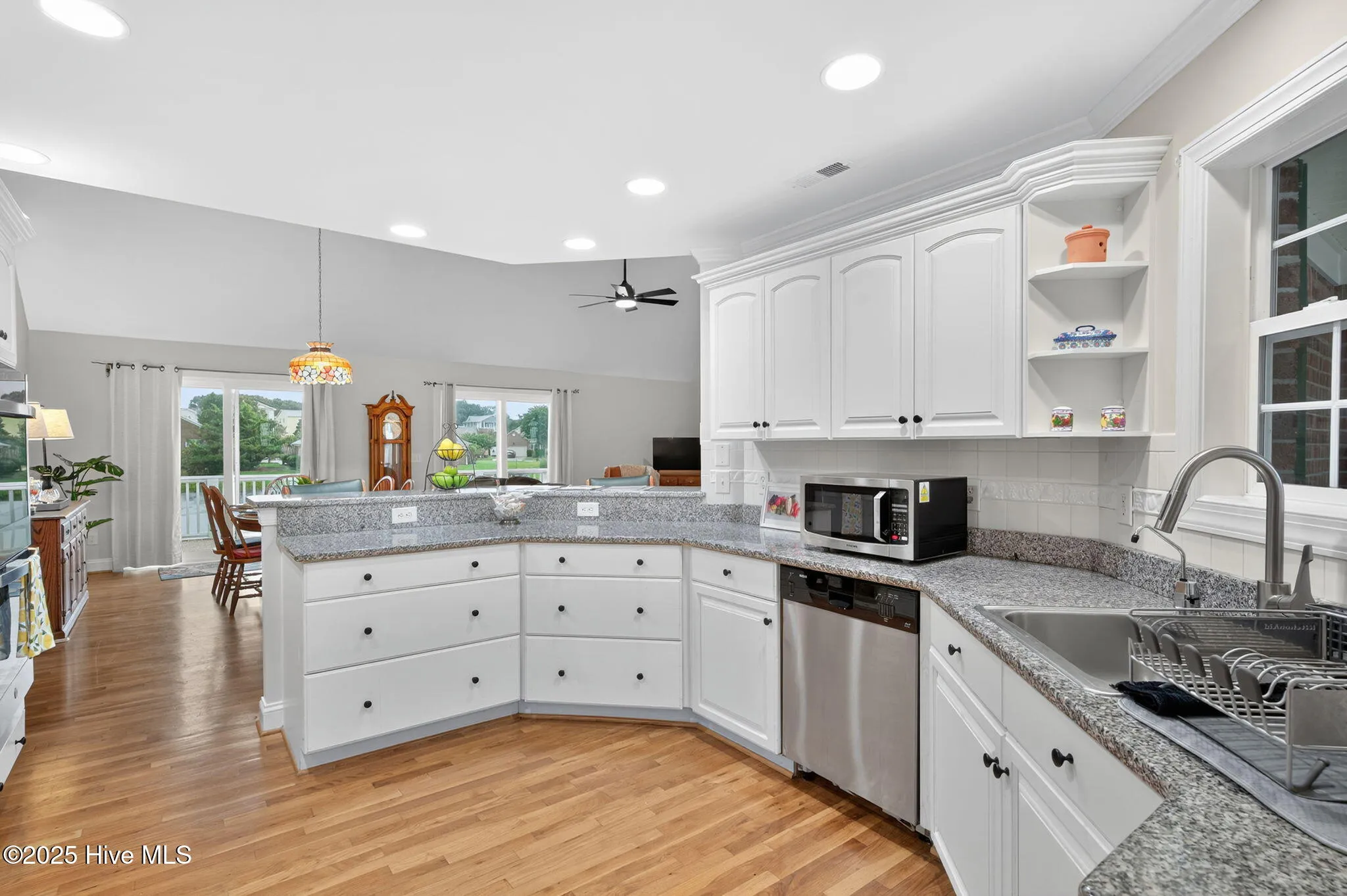 Kure Beach, North Carolina 28449, United States, 4 Bedrooms Bedrooms, ,3 BathroomsBathrooms,Residential,Active,151295