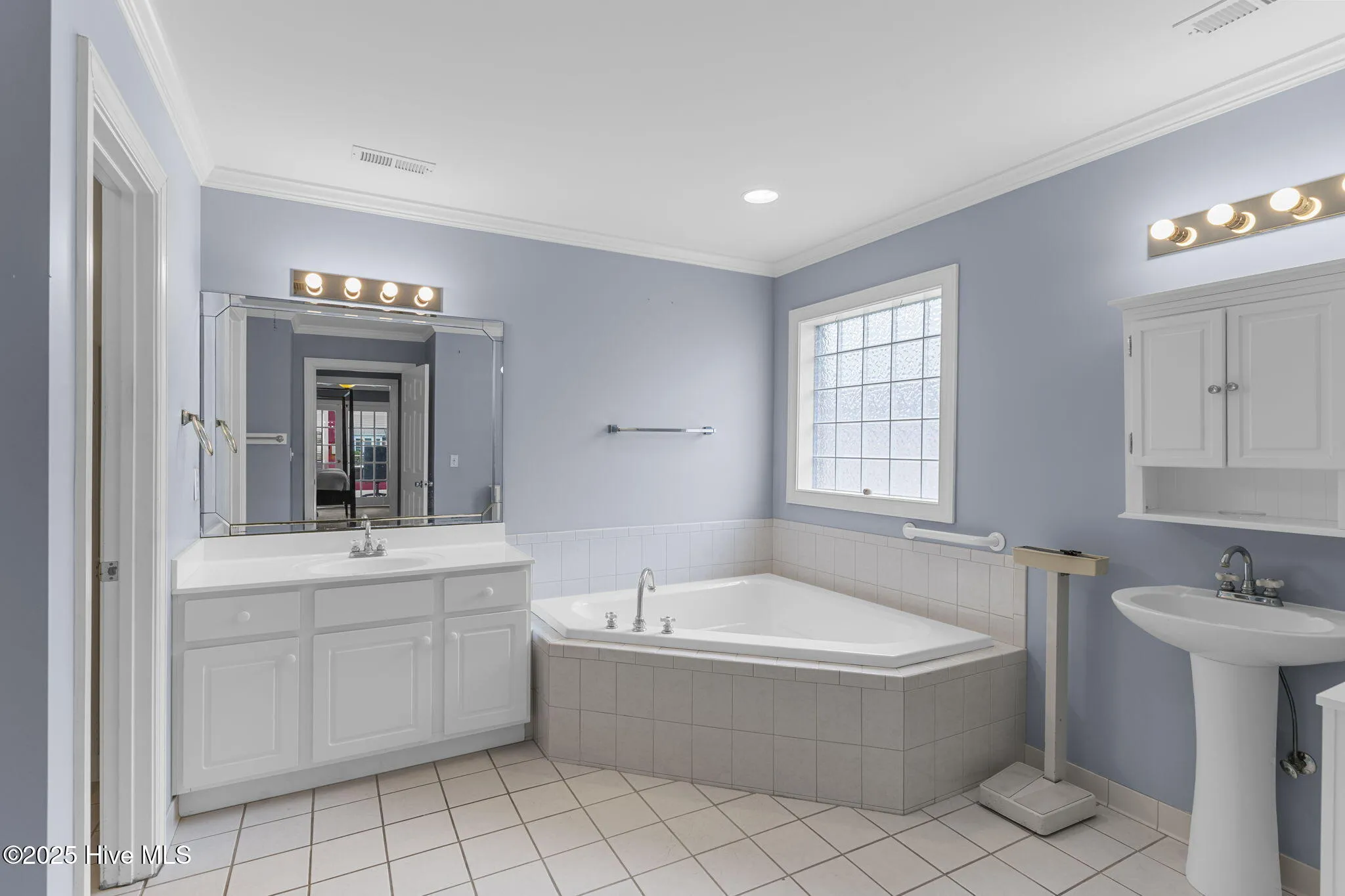 Kure Beach, North Carolina 28449, United States, 4 Bedrooms Bedrooms, ,3 BathroomsBathrooms,Residential,Active,151295