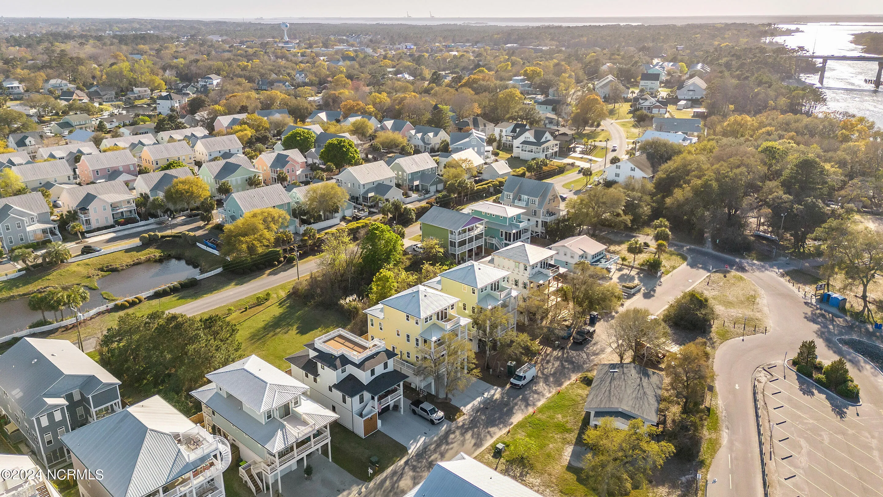 Carolina Beach, North Carolina 28428, United States, 4 Bedrooms Bedrooms, ,5 BathroomsBathrooms,Residential,Active,48015