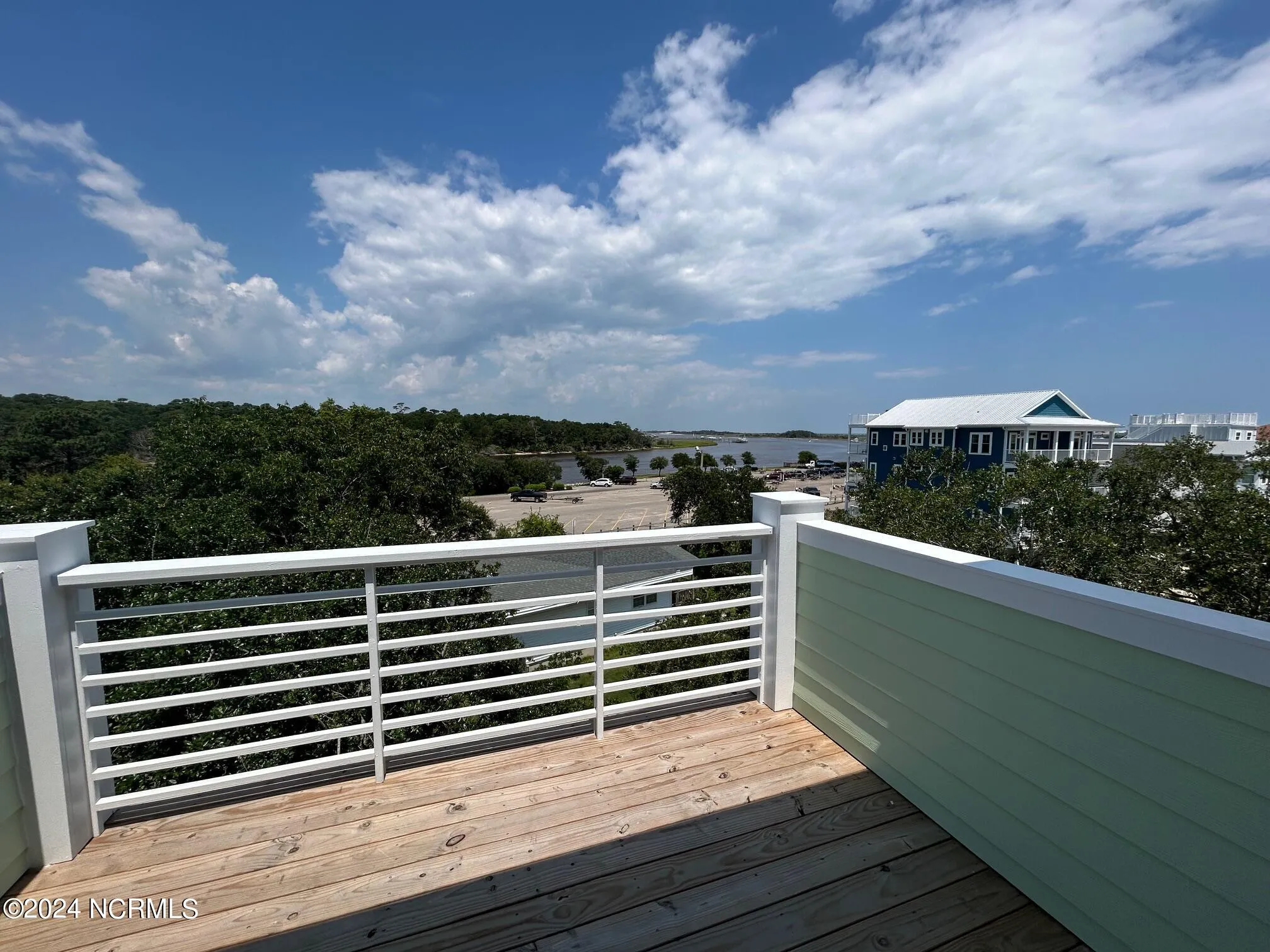 Carolina Beach, North Carolina 28428, United States, 4 Bedrooms Bedrooms, ,5 BathroomsBathrooms,Residential,Active,48015