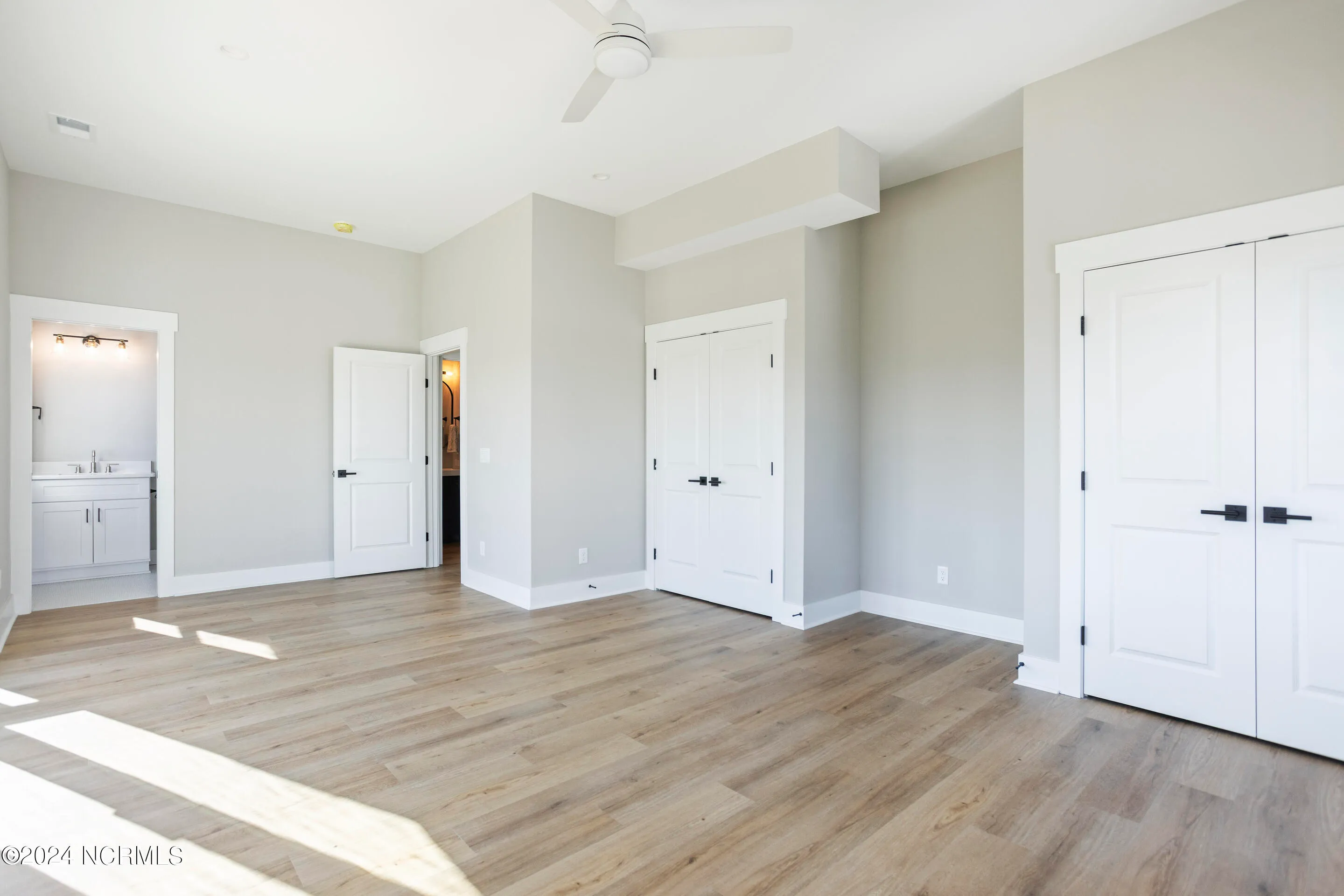 Carolina Beach, North Carolina 28428, United States, 4 Bedrooms Bedrooms, ,5 BathroomsBathrooms,Residential,Active,48015