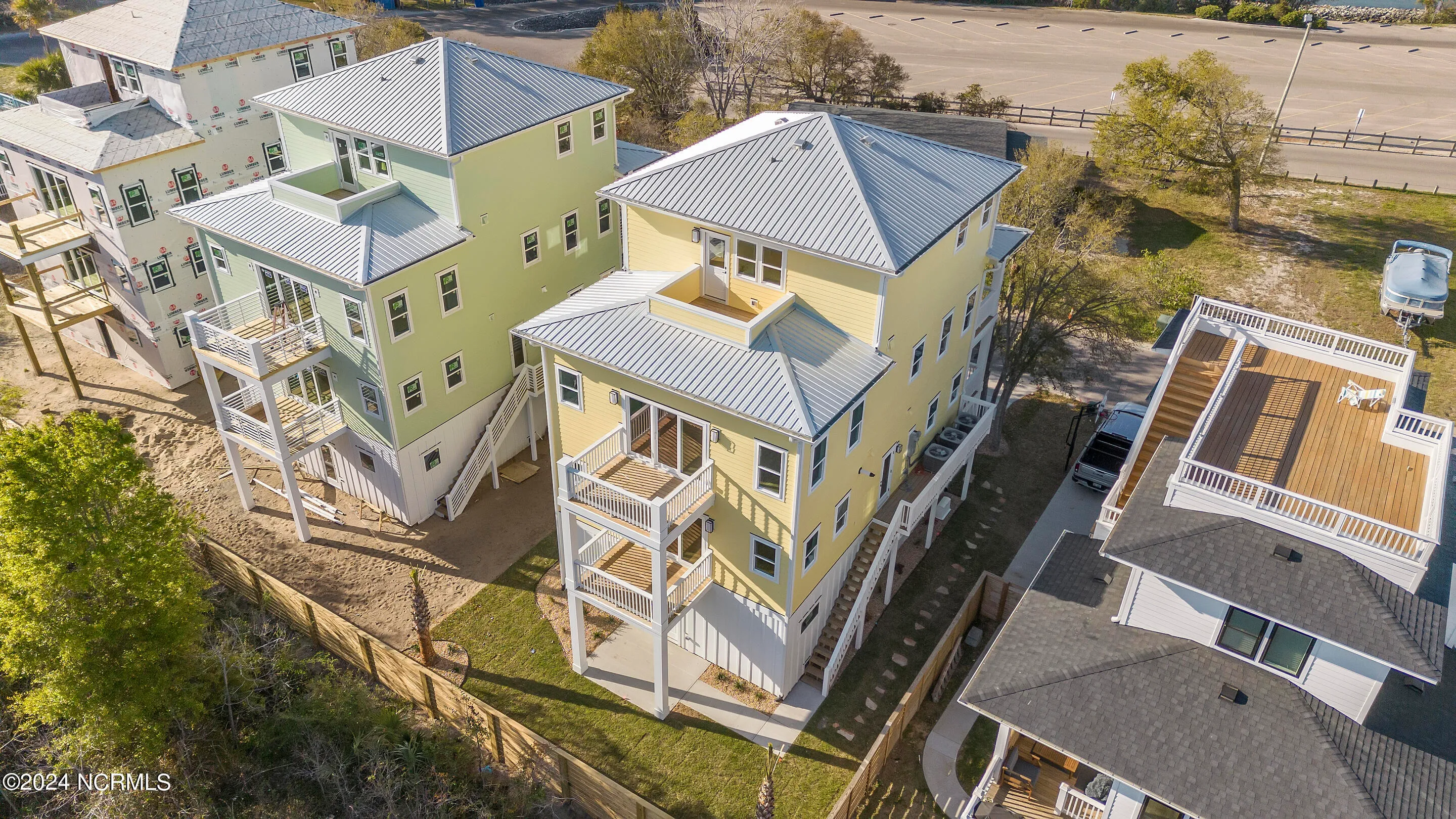 Carolina Beach, North Carolina 28428, United States, 4 Bedrooms Bedrooms, ,5 BathroomsBathrooms,Residential,Active,48015