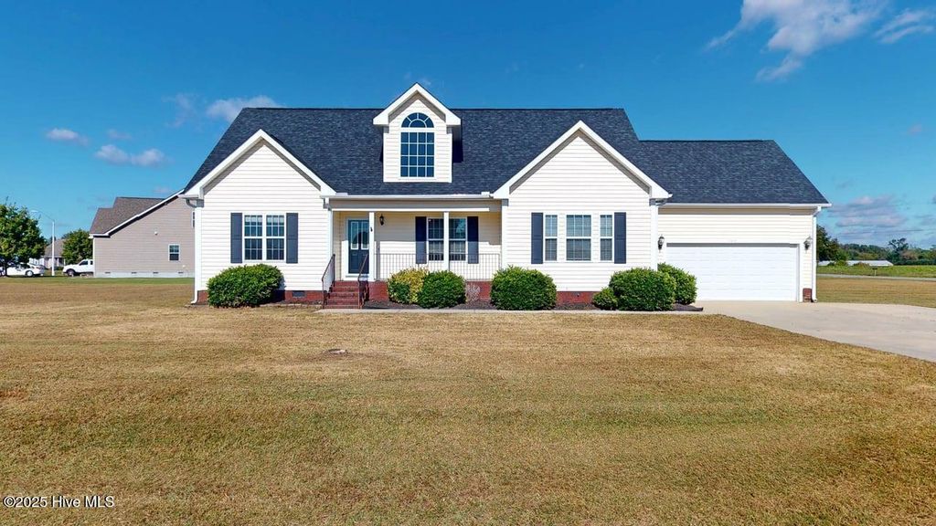 Photo of 100 Lancaster Pointe Drive, Pikeville, NC 27863 (MLS # 100537180)