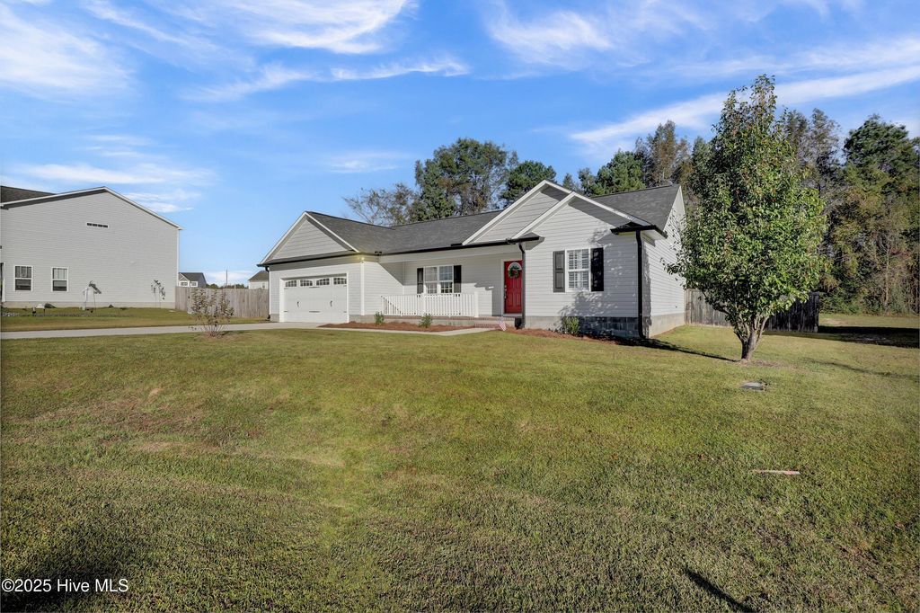 Photo of 253 Deer Haven Drive, Richlands, NC 28574 (MLS # 100537792)