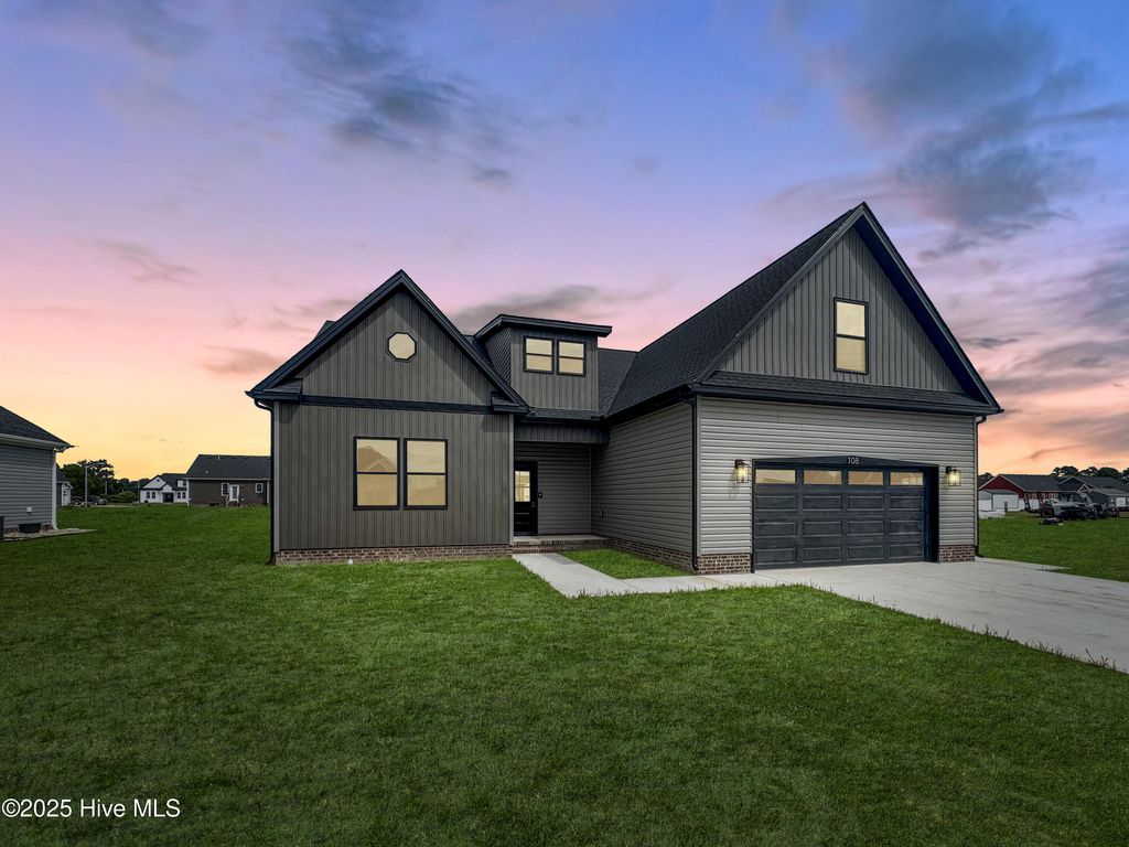 Photo of 7617 Staysail Drive, Elizabeth City, NC 27909 (MLS # 100539880)