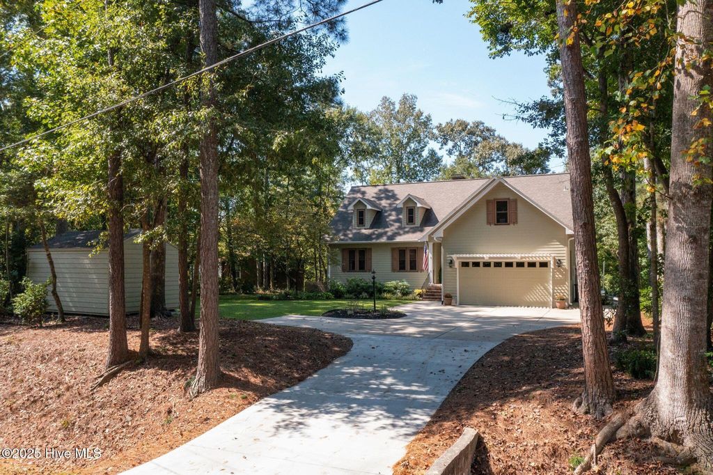 Photo of 138 Hughes Plantation Road, Pollocksville, NC 28573 (MLS # 100533297)