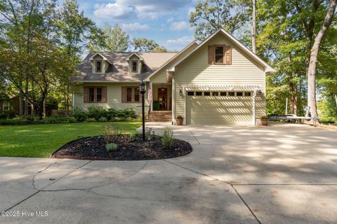 138 Hughes Plantation Road Pollocksville NC 28573