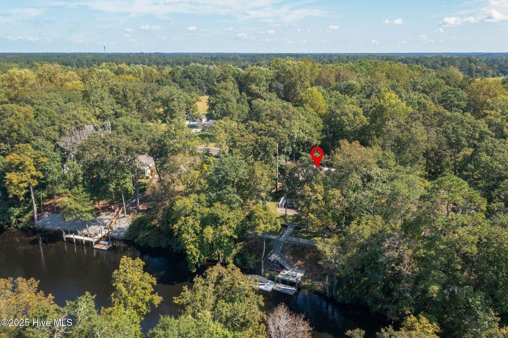 Photo of 138 Hughes Plantation Road, Pollocksville, NC 28573 (MLS # 100533297)