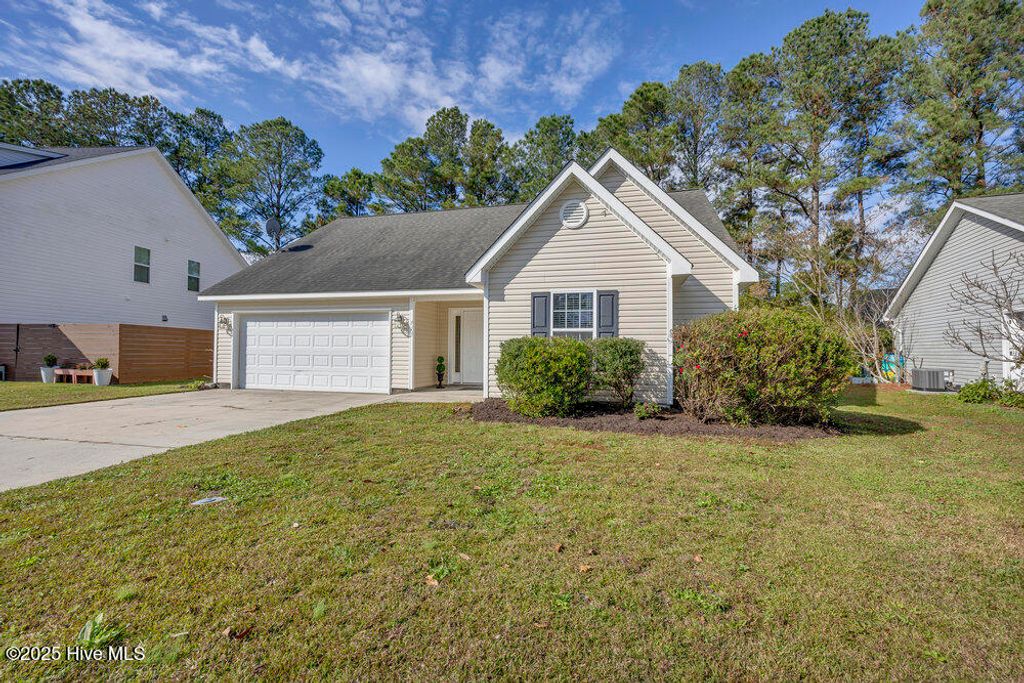 Photo of 915 Edna Fields Drive, Navassa, NC 28451 (MLS # 100543937)