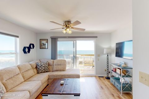 A home in North Topsail Beach