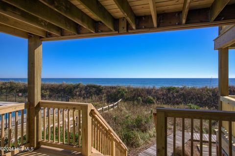 A home in North Topsail Beach