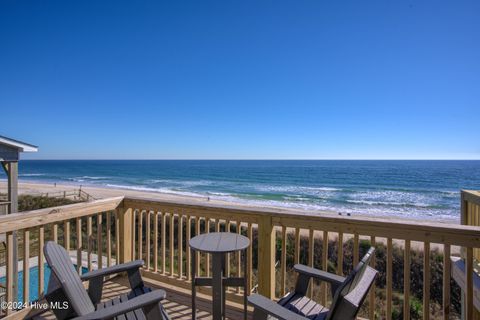 A home in North Topsail Beach