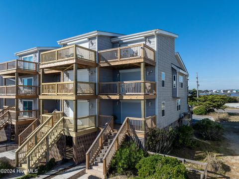 A home in North Topsail Beach